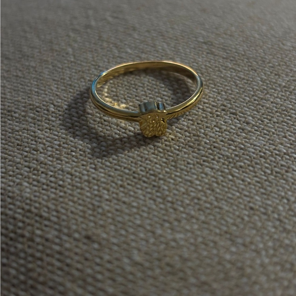 Elegant Gold Ring Tous